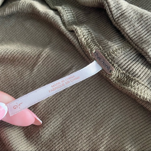 Free People Oversized Sweater - Picture 5 of 5